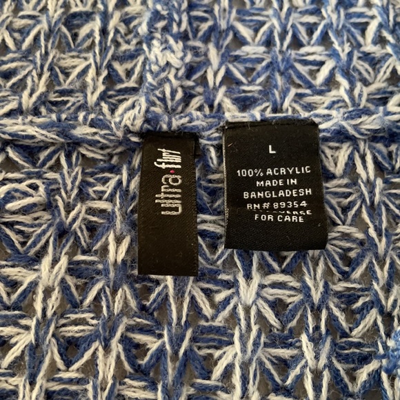 Ultra Flirt Blue and White Hooded Marked Knit Long Sleeve Sweater Size Large - Picture 5 of 10